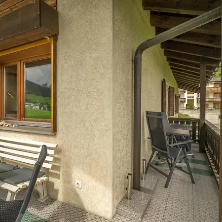 Edelweiss Ferienwohnung, Attica Muntognas アパート *