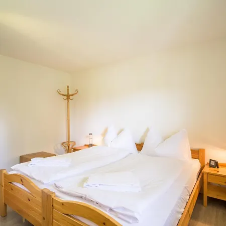 Edelweiss Ferienwohnung, Attica Muntognas פלימס