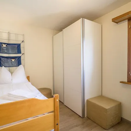 Edelweiss Ferienwohnung, Attica Muntognas דירה *