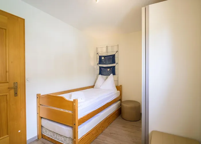 Edelweiss Ferienwohnung, Attica Muntognas Apartment *